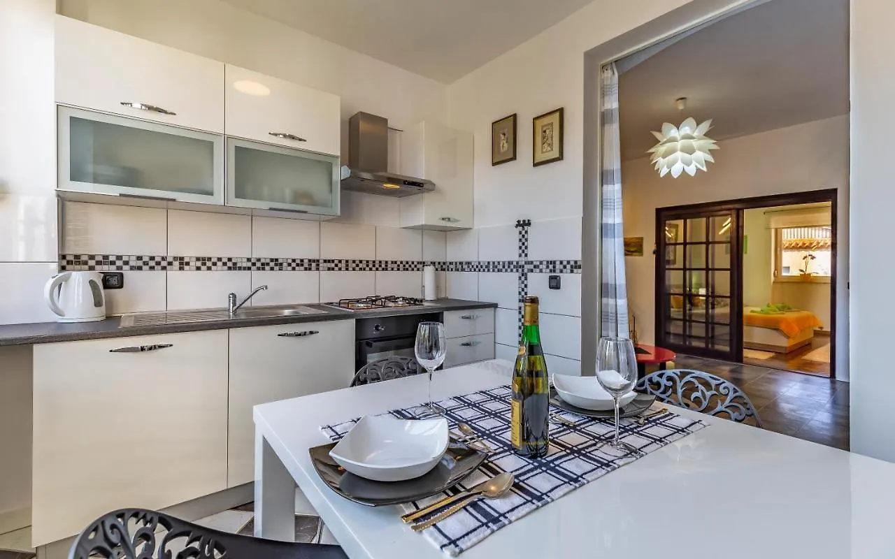 Apartment Apartman 39 Pula